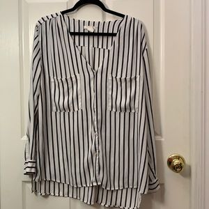 H&M White w. Black Stripes Blouse